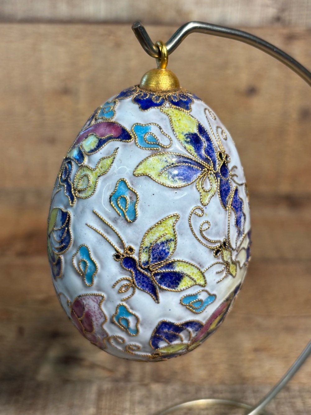 Cloissone Vintage Chinese Enameled Egg Shaped Ornament Butterflies 3.5” Purple